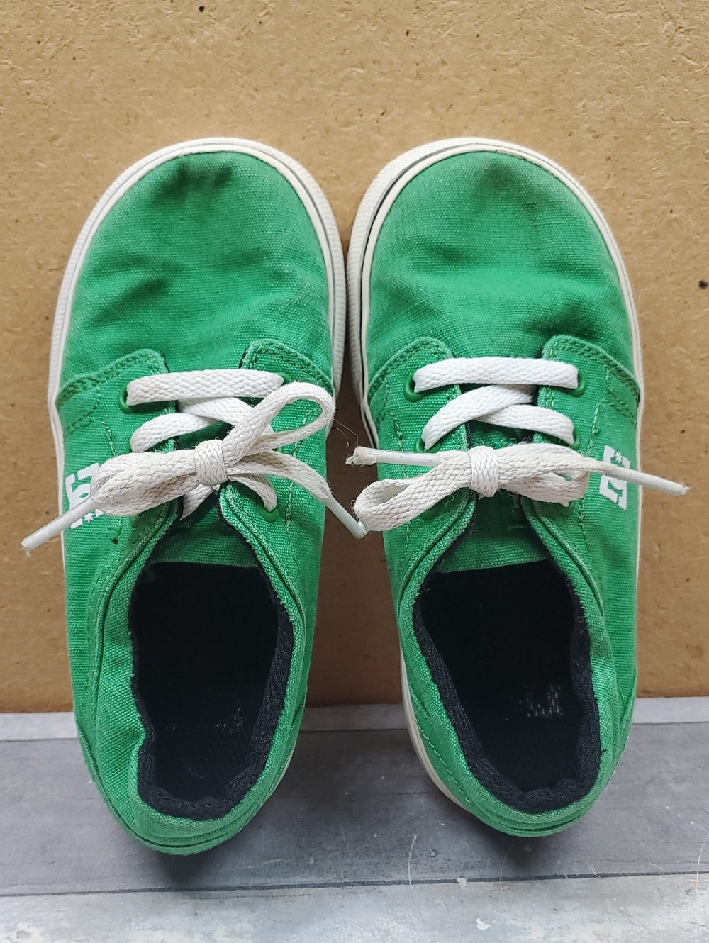 DC Green Trase TX Skate Shoe Size 9/15 cm